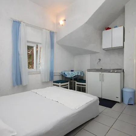 Studio Orij 7534a Dugi Rat